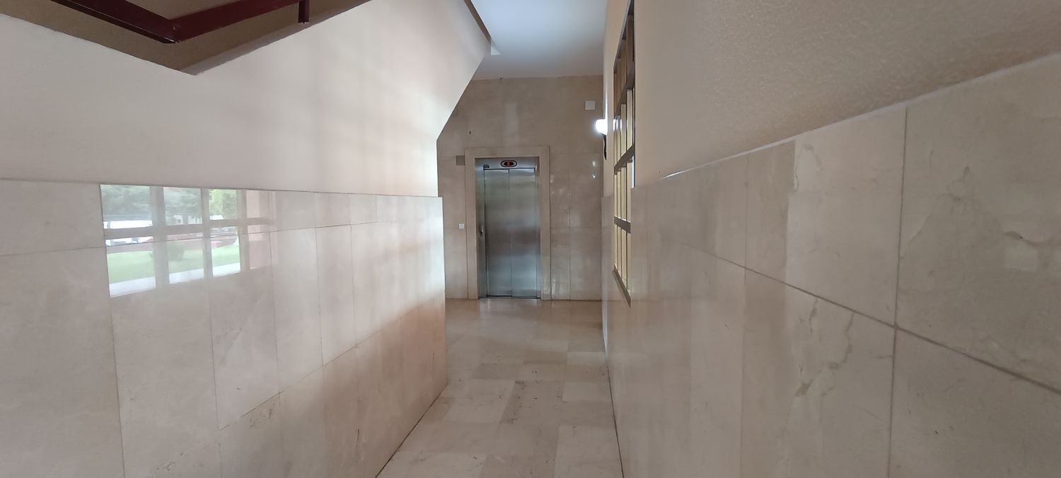 Piso en Avenida José María Hernández Mata, 6 - Foto 4