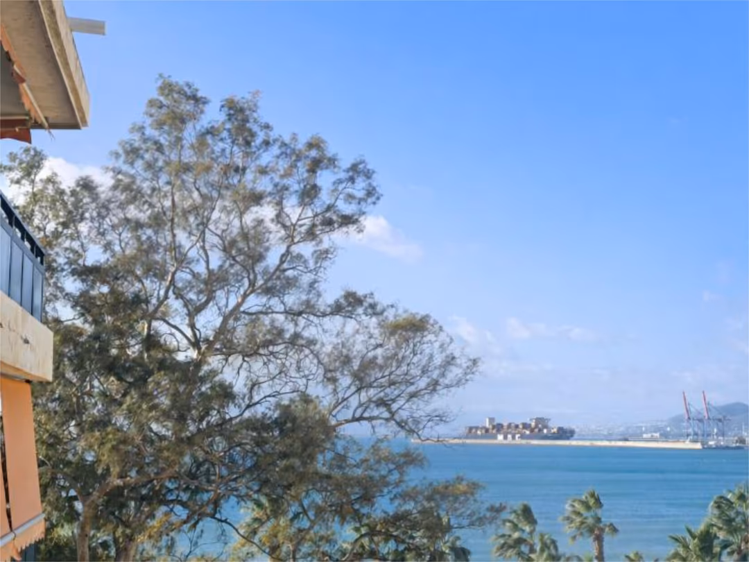 Piso en  Calle Marcos de Obregón 1