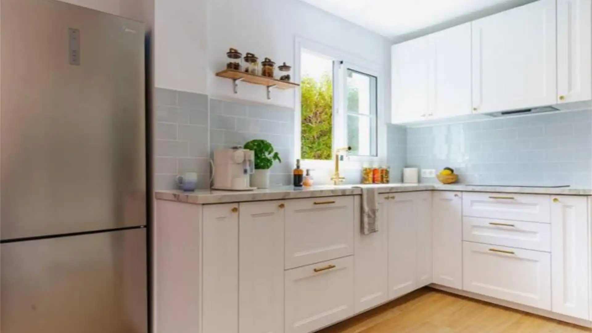 Casa adosada en  Avenida del Cortijo 5 - Foto 14