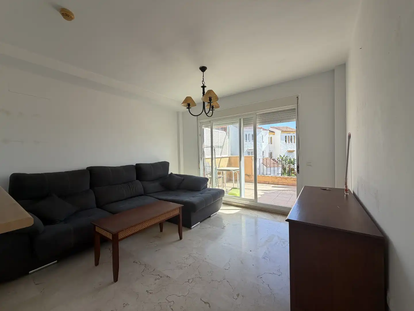 Apartamento en  Calle Moreno Torroba 22 - Foto 2