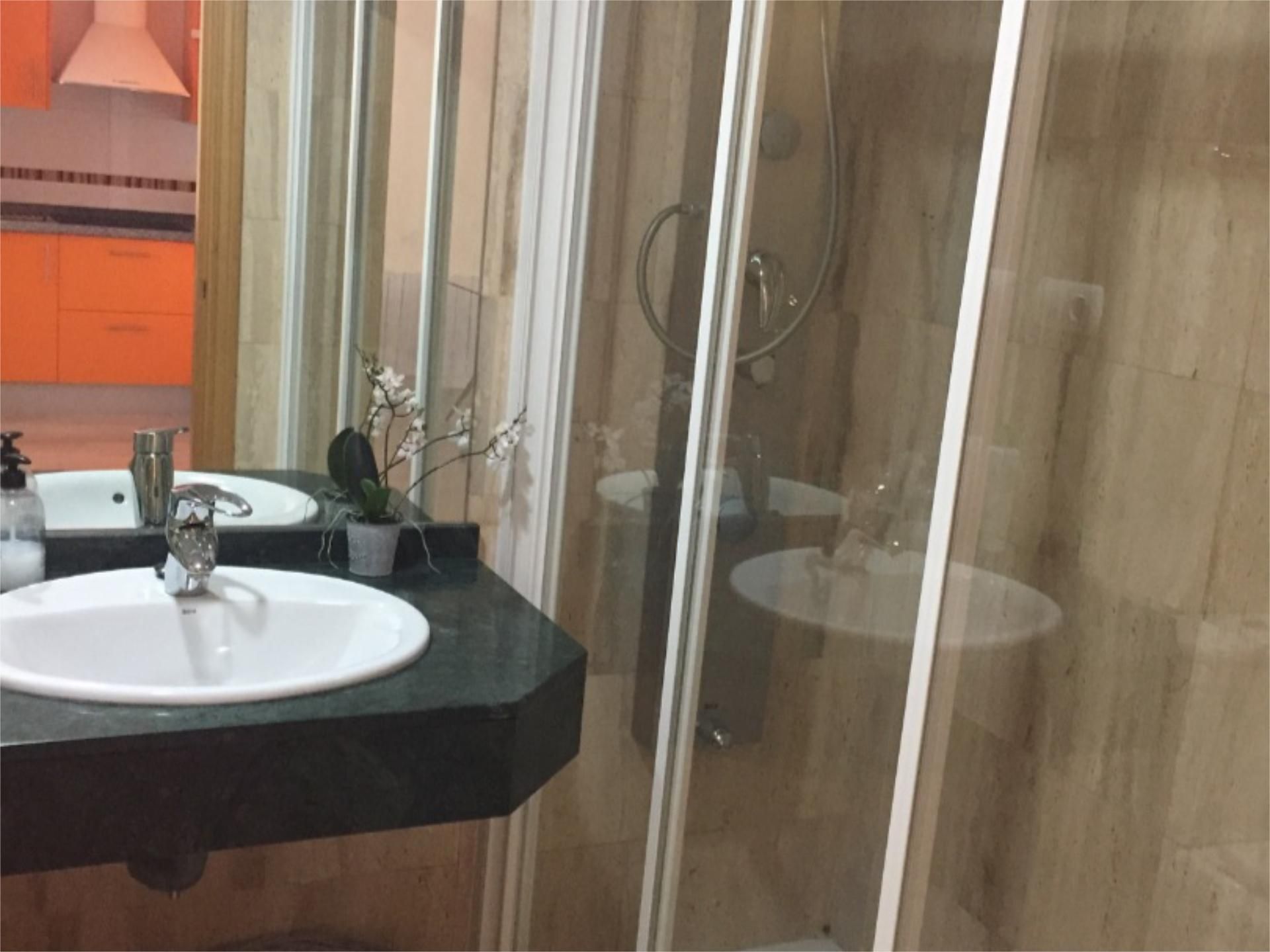 Piso en  Calle Carril del Picón 18 - Foto 14