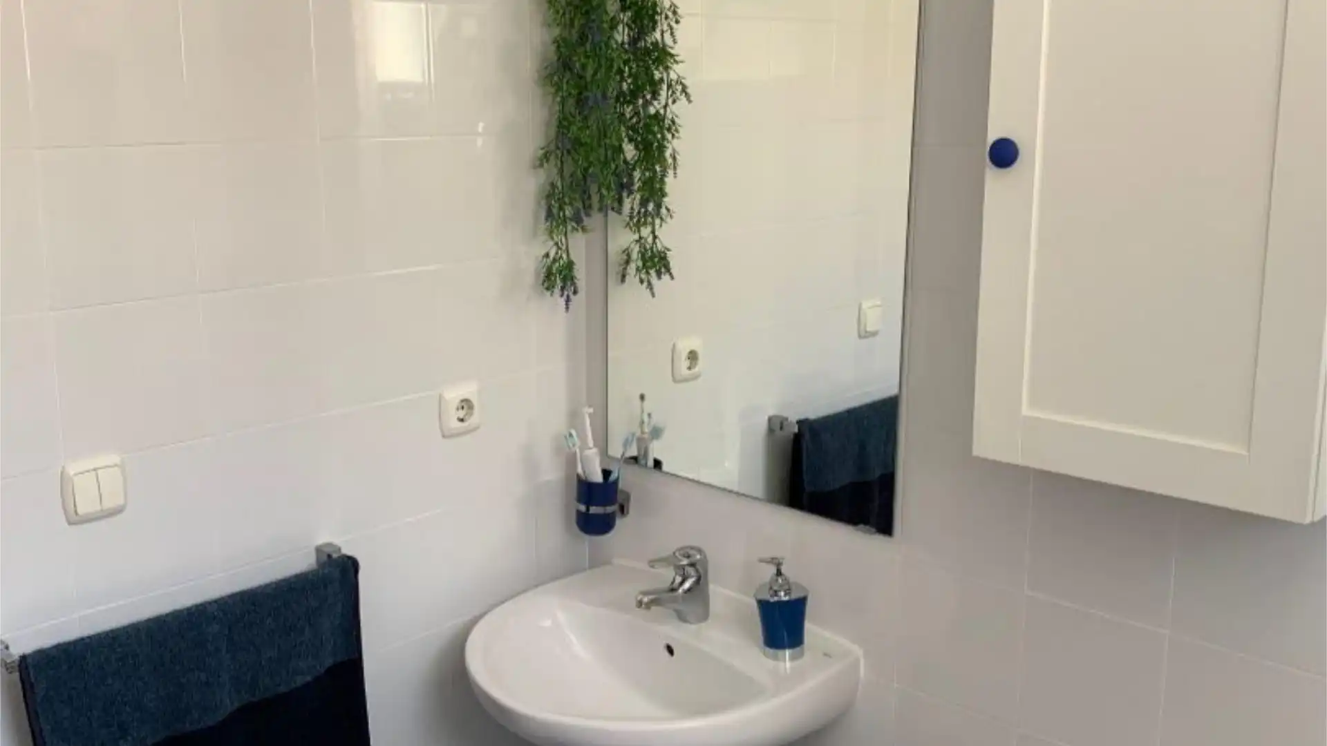 Casa adosada en  Calle de la Hijuela 19 - Foto 30