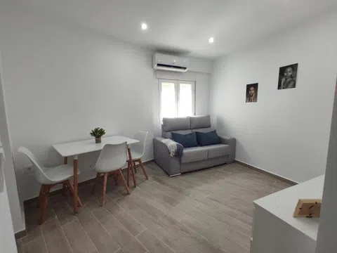 Piso en calle Alcalde Fernández Mesa Porras, 14 - Foto 1