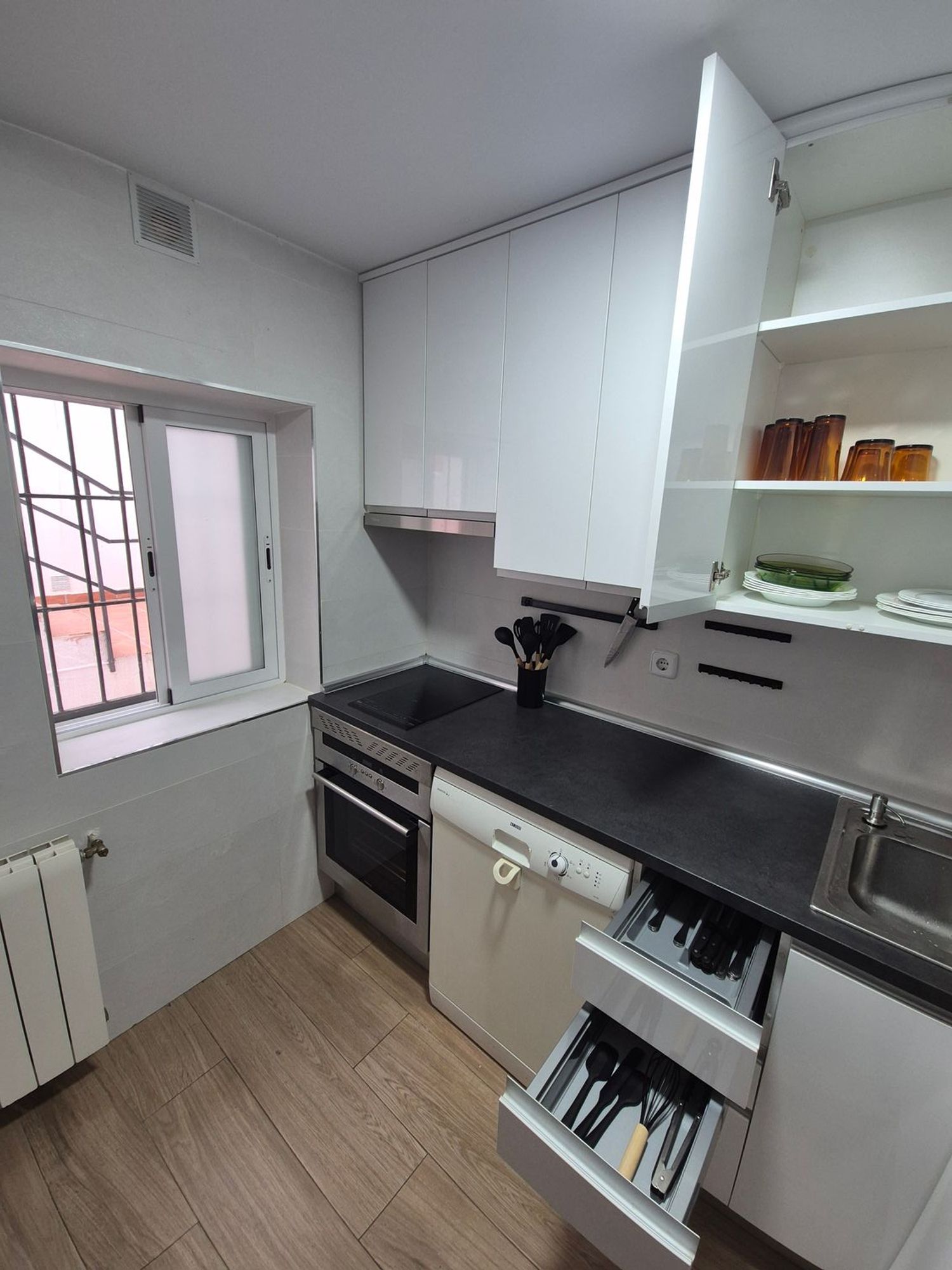 Piso en calle de Valencia, 51 - Foto 4