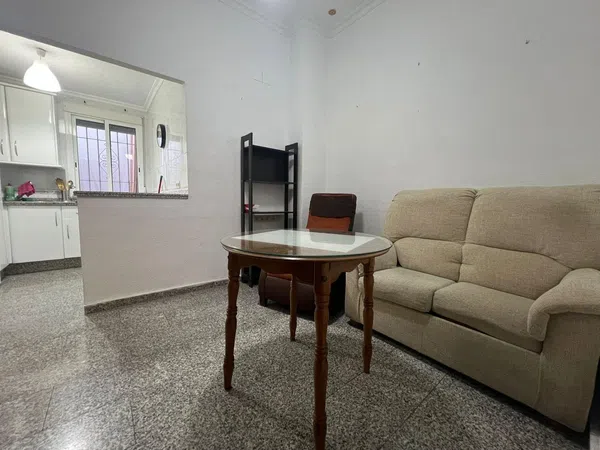 Piso en Ciudad Jardín - Foto 1