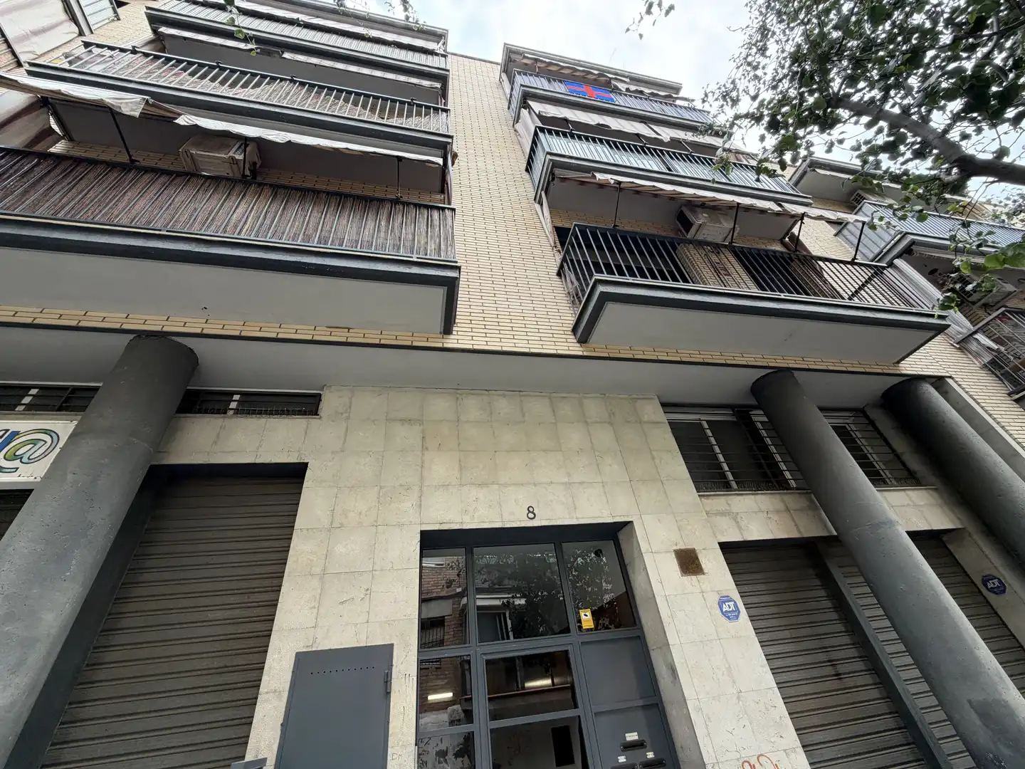 Piso en  Carrer del Puigmal 10 - Foto 2