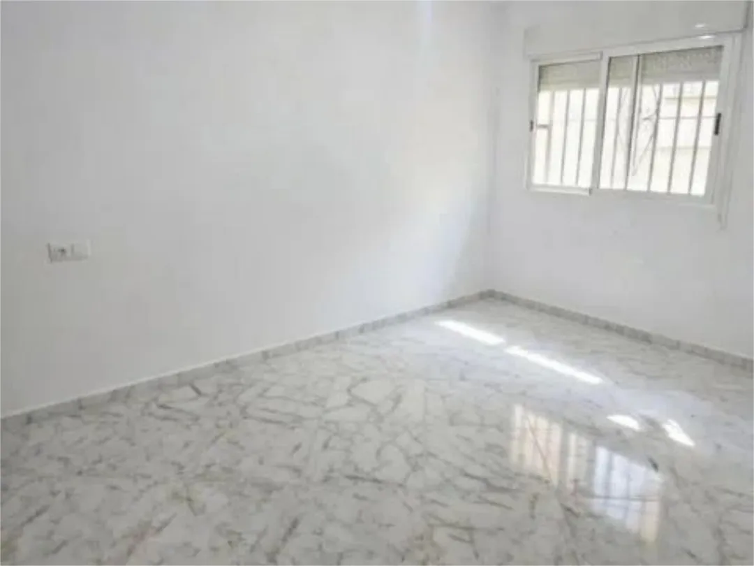 Piso en  Calle Arzobispo Guerrero 19 - Foto 5