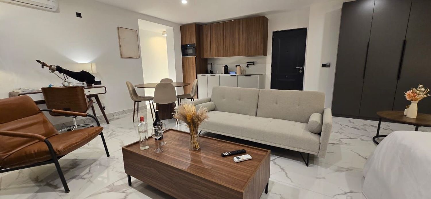 Estudio en avenida de Dénia, 1