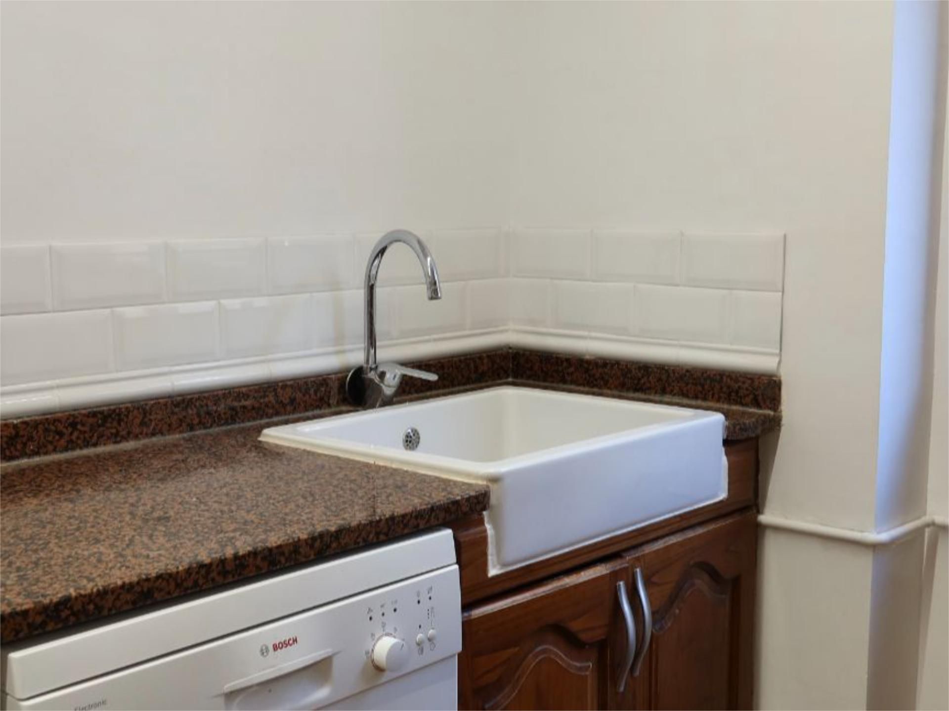 Piso en  Avenida de la Reina Victoria 39 - Foto 24