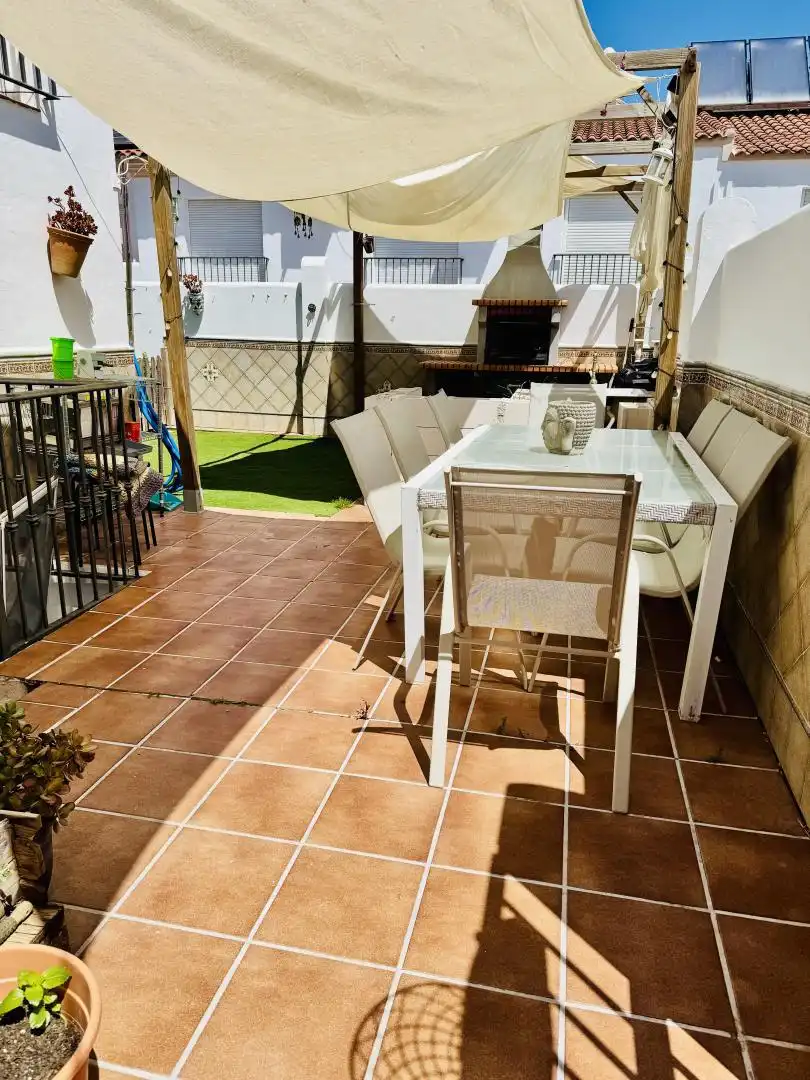 Chalet en  Calle Mompou 11 - Foto 14