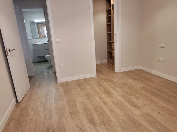 Piso en Avenida de l'Estació, 27, Ensanche-Diputación - Foto 6