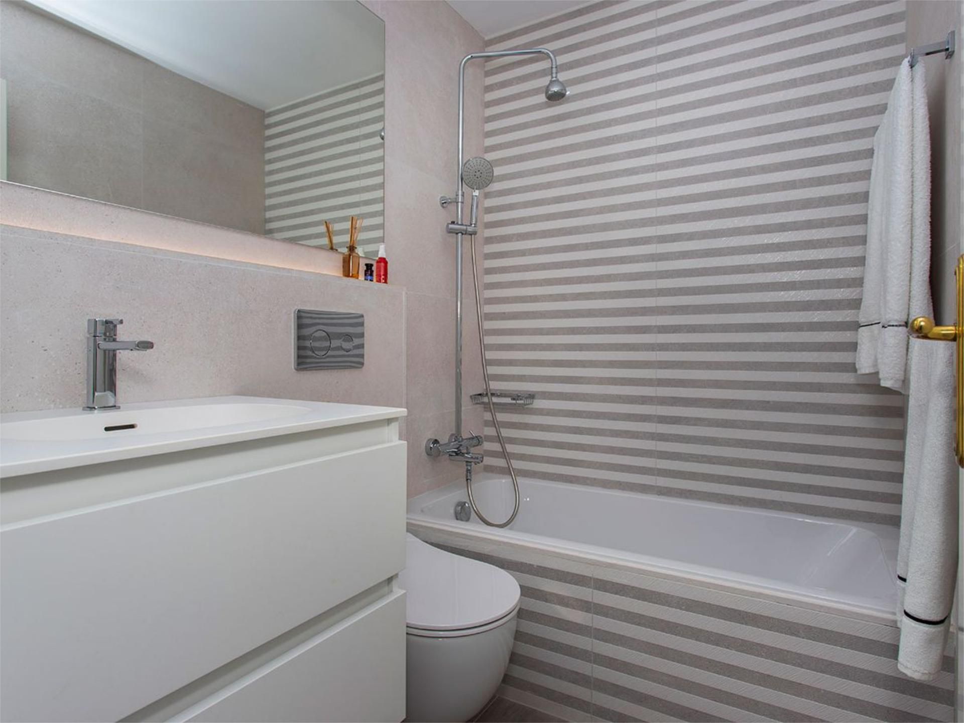 Piso en  Avenida Pintor Fernando Soria 8 - Foto 16