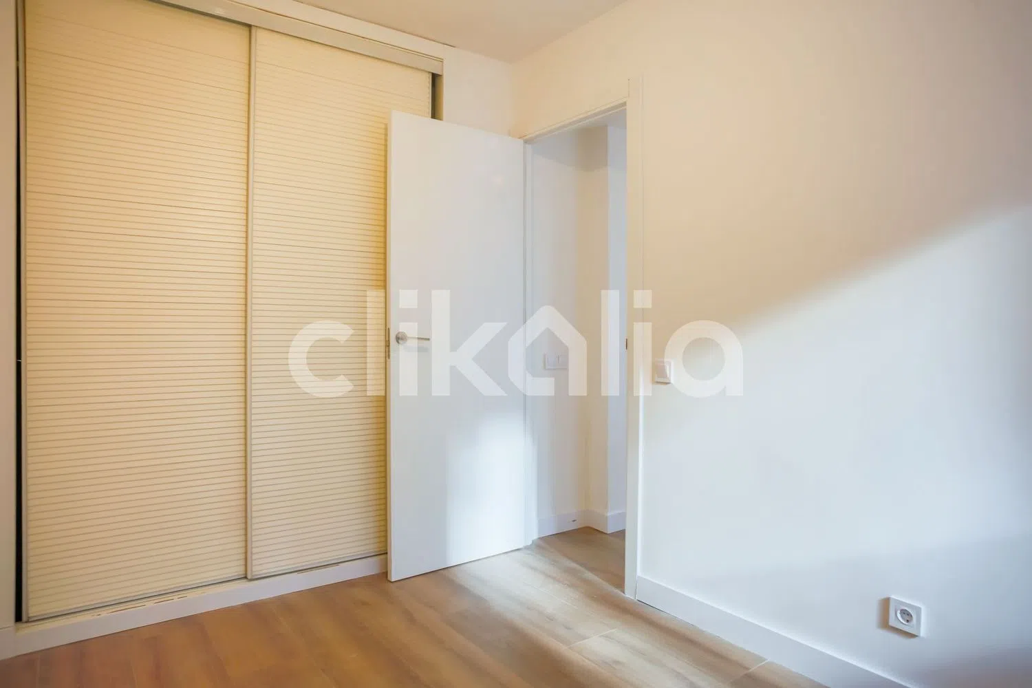 Piso en calle de Ochagavia - Foto 8