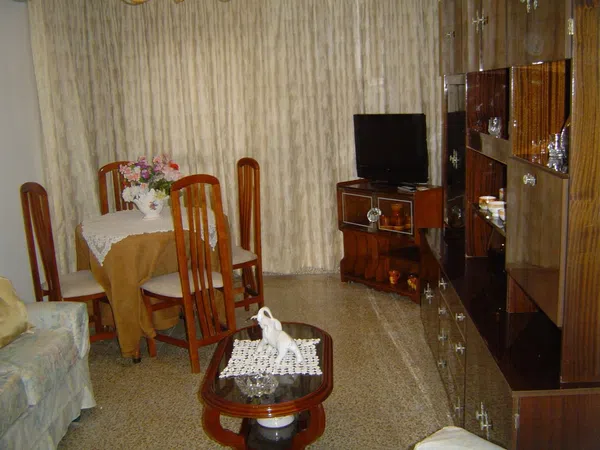 Piso en Calle Peinado, 9, El Molinillo - Capuchinos - Foto 1