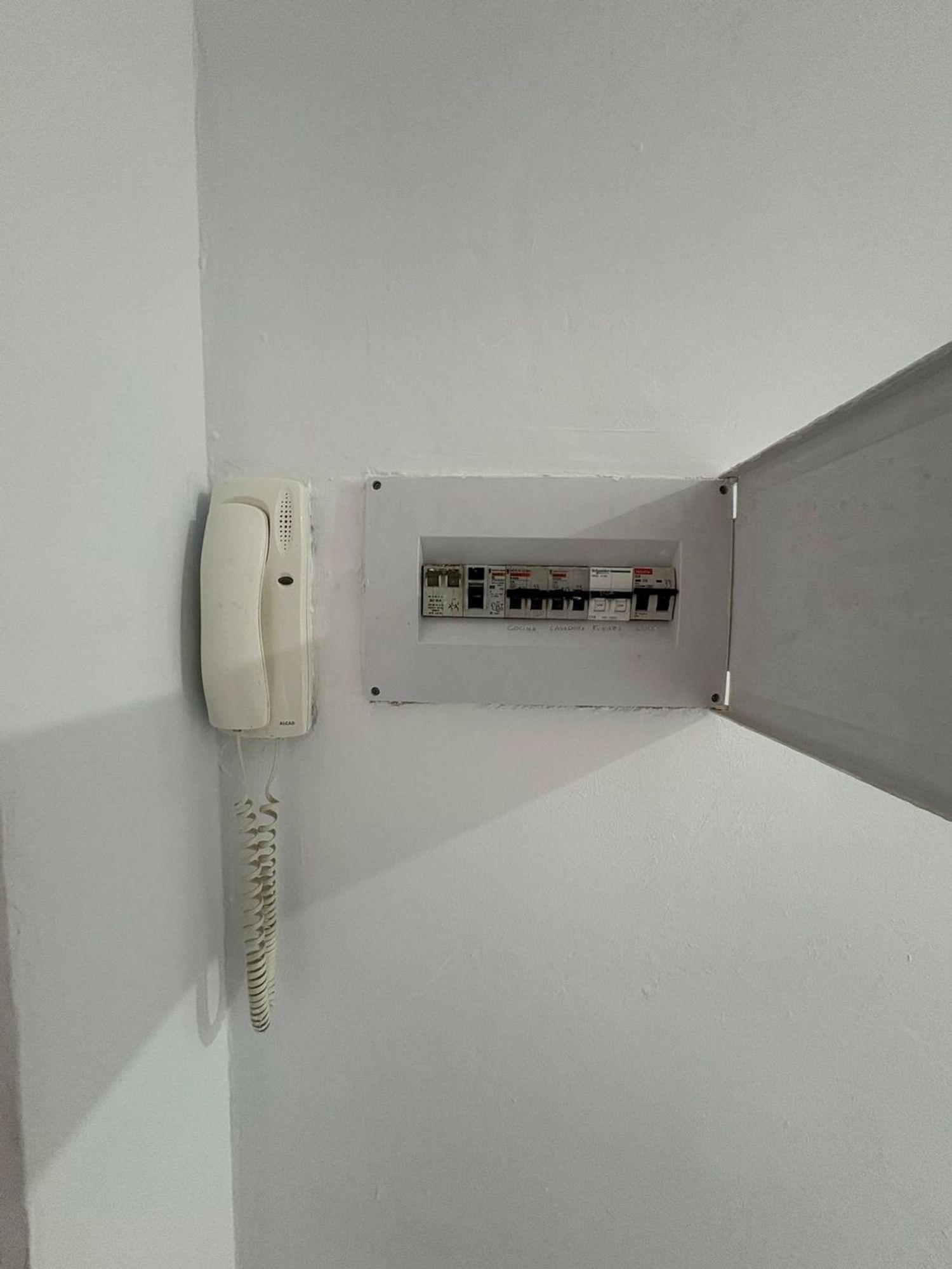 Piso en calle de J. Valdés Guzmán, 4 - Foto 9