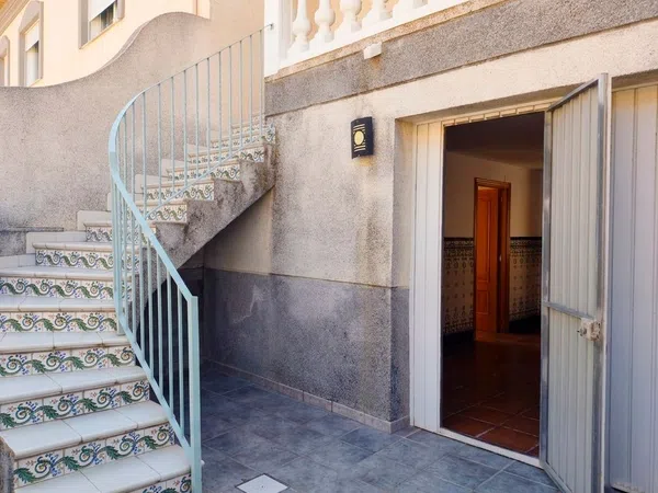 Chalet adosado en Calle Roig de Corella, 19 - Foto 2