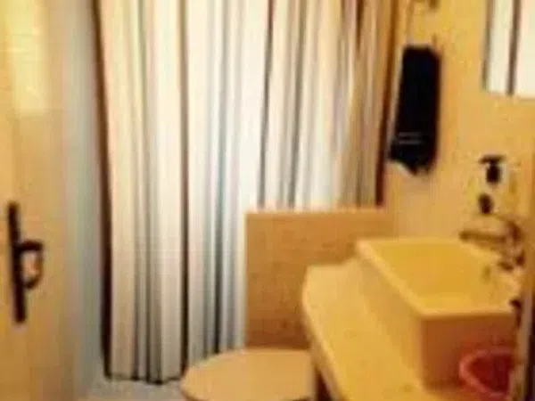 Piso en calle de Aguilón, 9