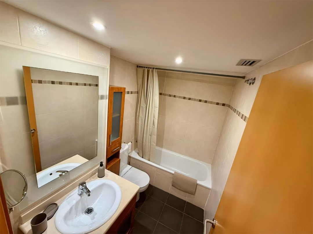 Piso en  Carrer de Joaquim Rubió i Ors 95 - Foto 5