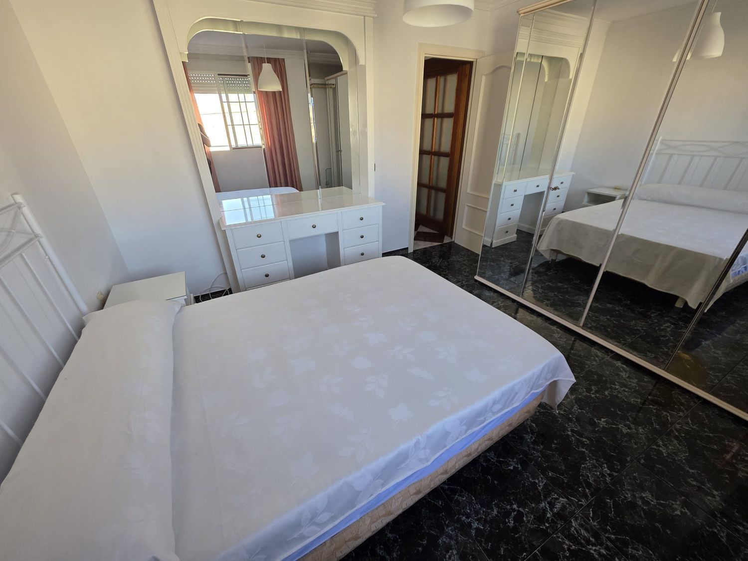 Piso en Plaza Valentin Ortigosa, 3, Los Guindos - Parque Mediterráneo - Santa Paula - Foto 13