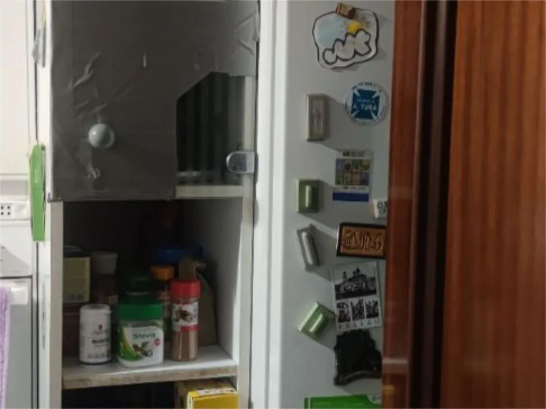 Casa adosada en  Carrer de l'Abat Escarré 34 - Foto 13