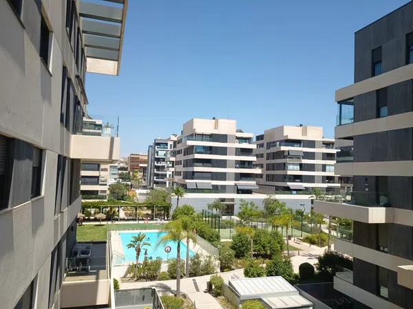 Piso en Avenida María Victoria Atencia, 23, El Consul - El Romeral - Foto 1