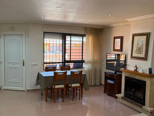Chalet adosado en Calle de los claveles, 10 - Foto 4