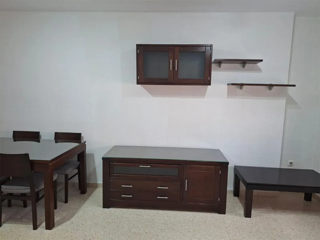 Piso en  Calle Arquitecto Hernández Rubio 3 - Foto 4