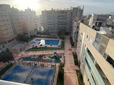 Piso en  Plaza Catedrática Asunción Linares 1 - Foto 1