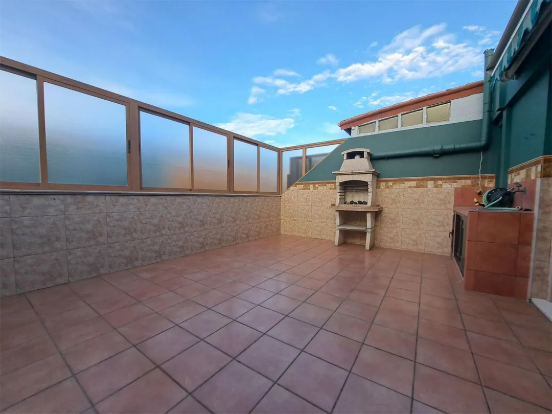 Piso en  Calle Pino Ojeda Pintora-Poeta 4 - Foto 21