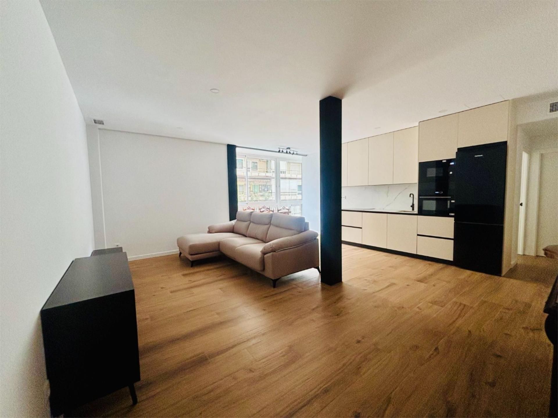 Apartamento en  Rambla de Méndez Núñez 43 - Foto 1