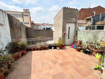 Casa adosada en  Carrer de la Soledat 6 - Foto 1