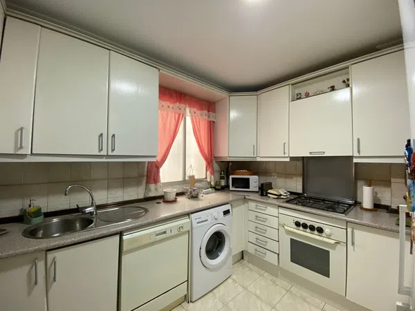 Piso en Barrio Plaza de la Gavidia-San Lorenzo - Foto 4