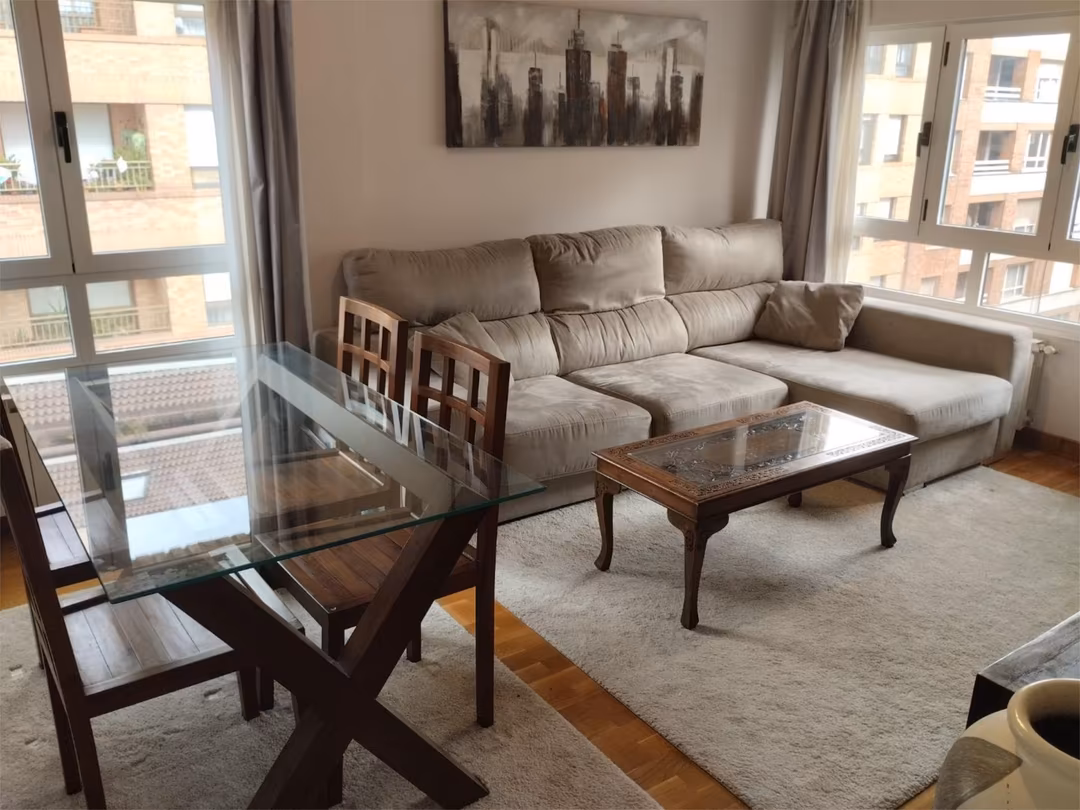 Piso en  Calle Miguel Ángel Blanco 63