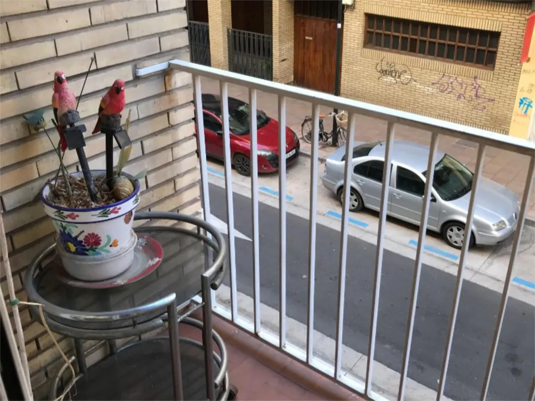 Piso en  Calle de la Reina Fabiola 22 - Foto 2