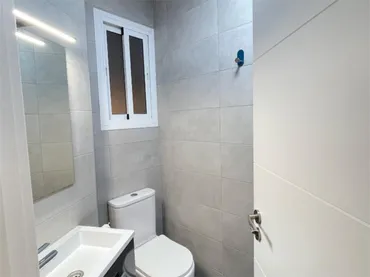 Piso en  Calle Duquesa de Parcent 8 - Foto 4