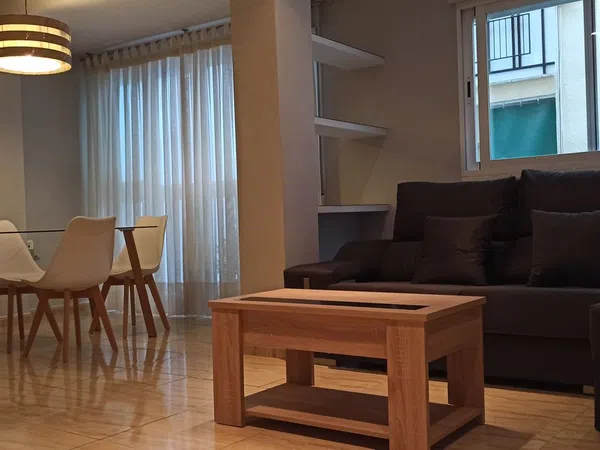 Piso en camino de Ronda, 182