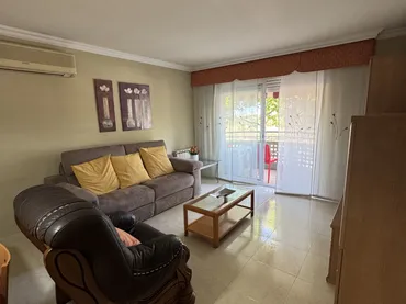 Piso en  Avinguda de Ramon d'Olzina 83 - Foto 1