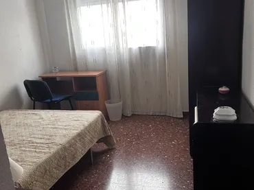 Piso en  Avenida de Libia 17 - Foto 4