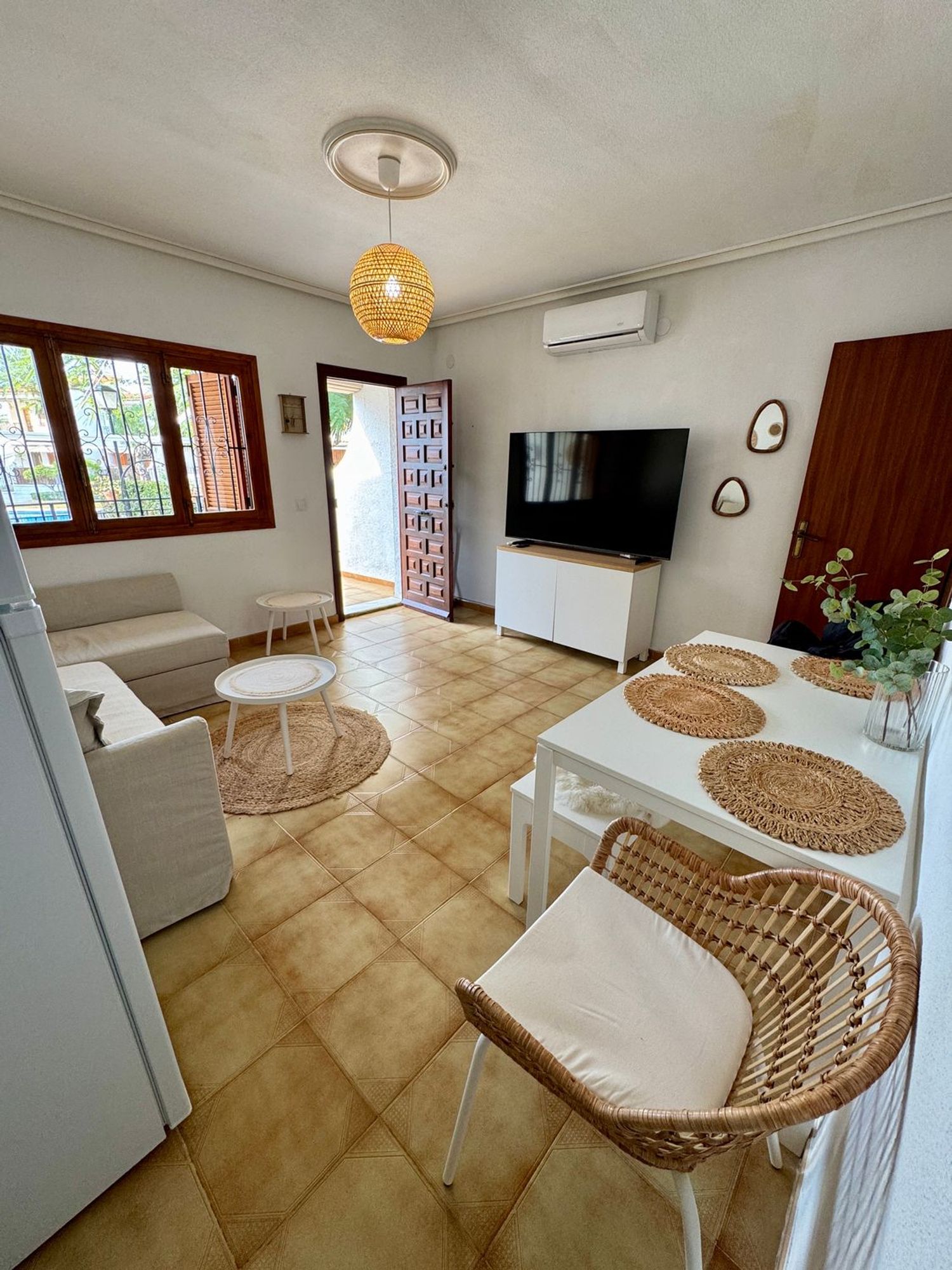 Piso en avenida de la Armada Española, 73 - Foto 3