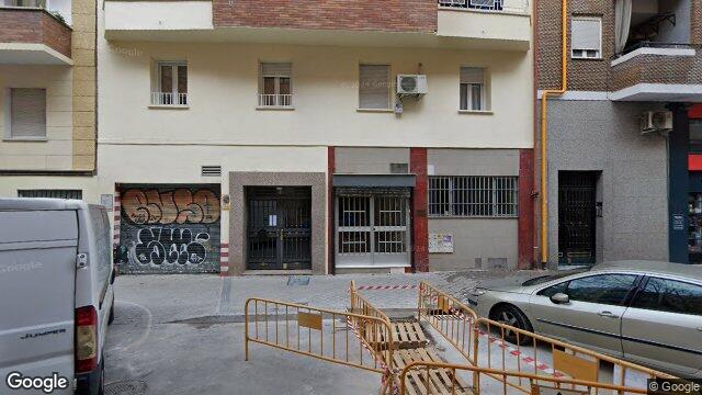 Vista de la calle de Piso en Calle Torres Miranda, 18