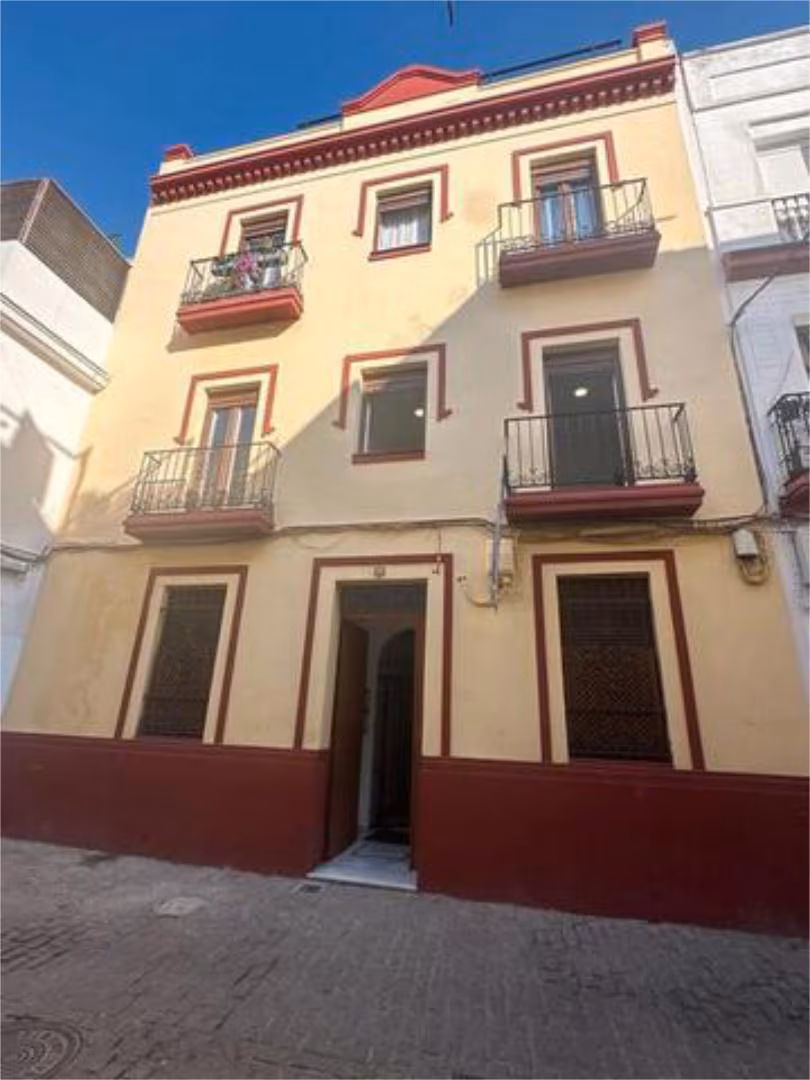 Piso en Alameda de Hércules