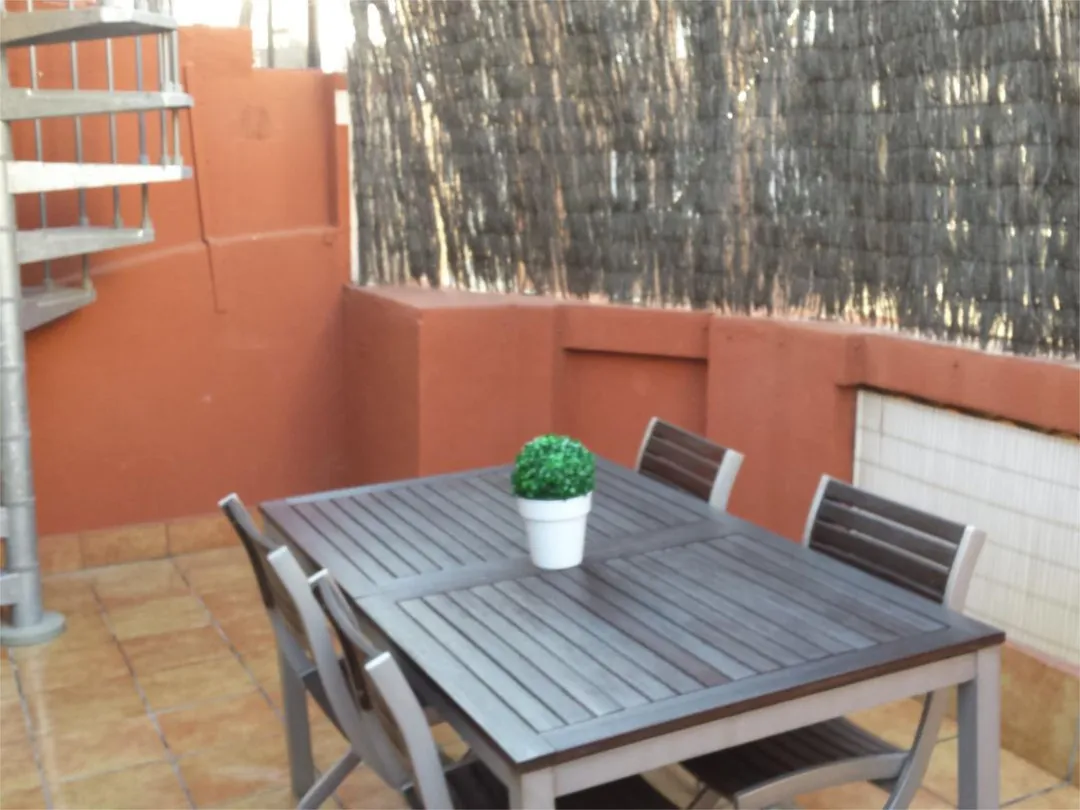 Piso en  Carrer de Déu i Mata 142 - Foto 4