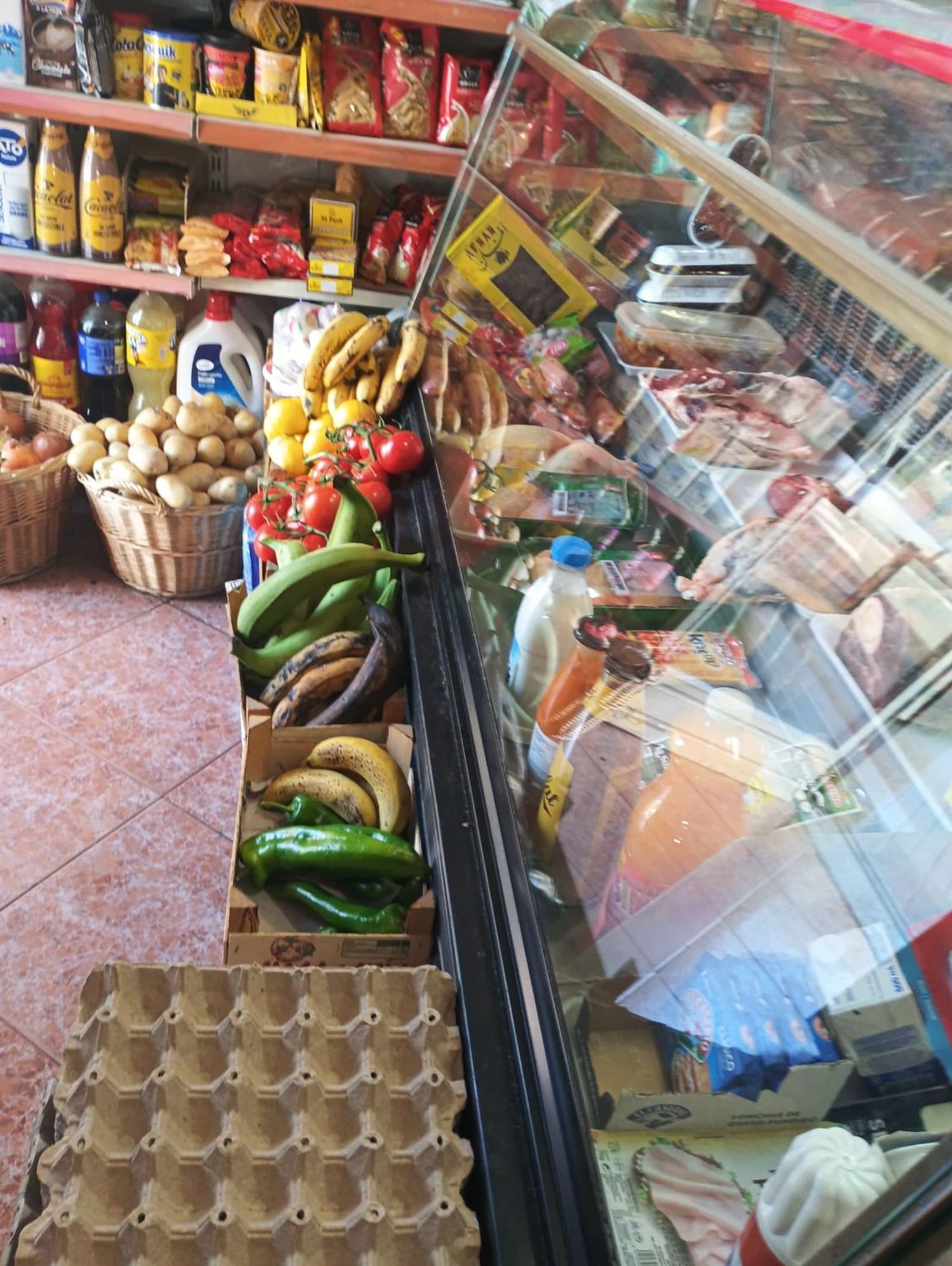 Local en Supermercado, tienda de alimentación en Calle d'Ausiàs Marc, Progrés-Pep Ventura - Foto 13