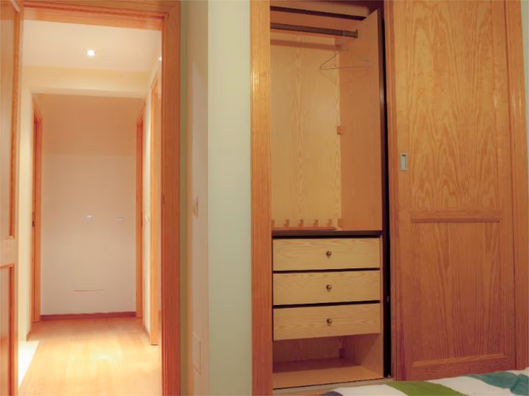 Casa adosada en  Carrer de la Cadernera 2 - Foto 4