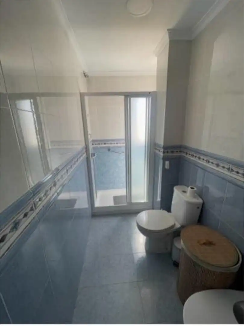 Piso en Avenida la Marina - Foto 4