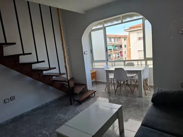 Dúplex en Calle Granada, 3, Virgen del Remedio - Parque lo Morant - Foto 1