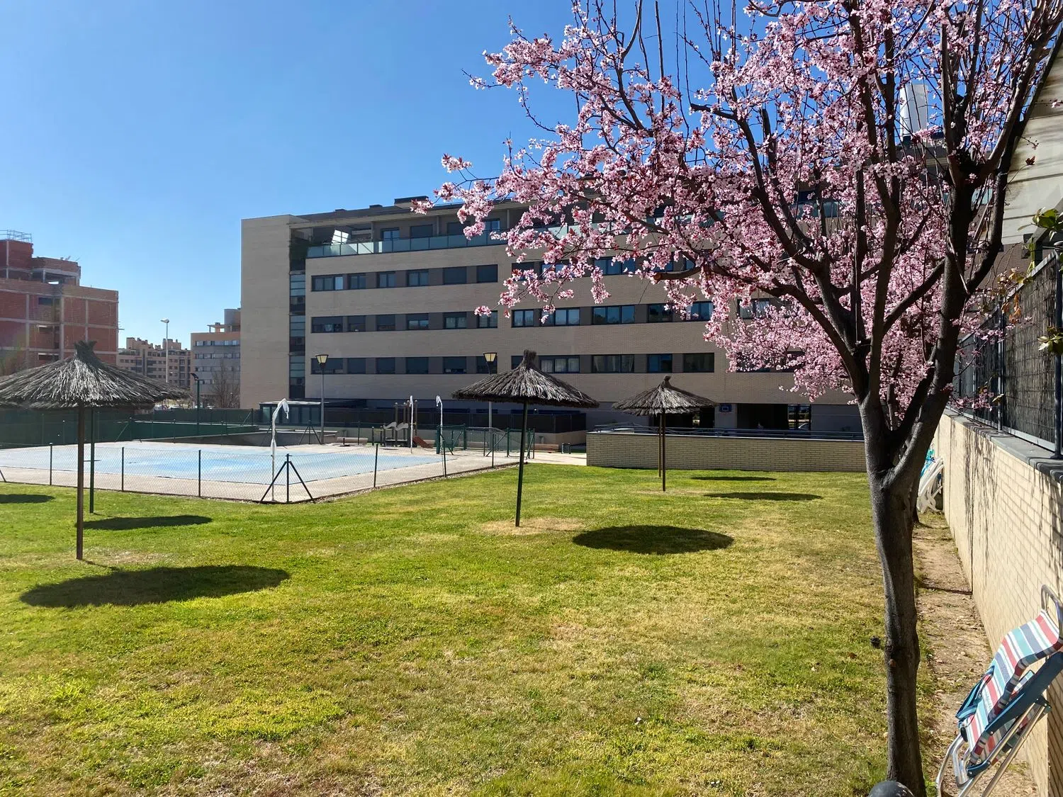 Piso en paseo Tierra de Melide, 32 - Foto 1