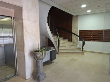 Estudio en  Avenida Presidente Adolfo Suárez 26 - Foto 3