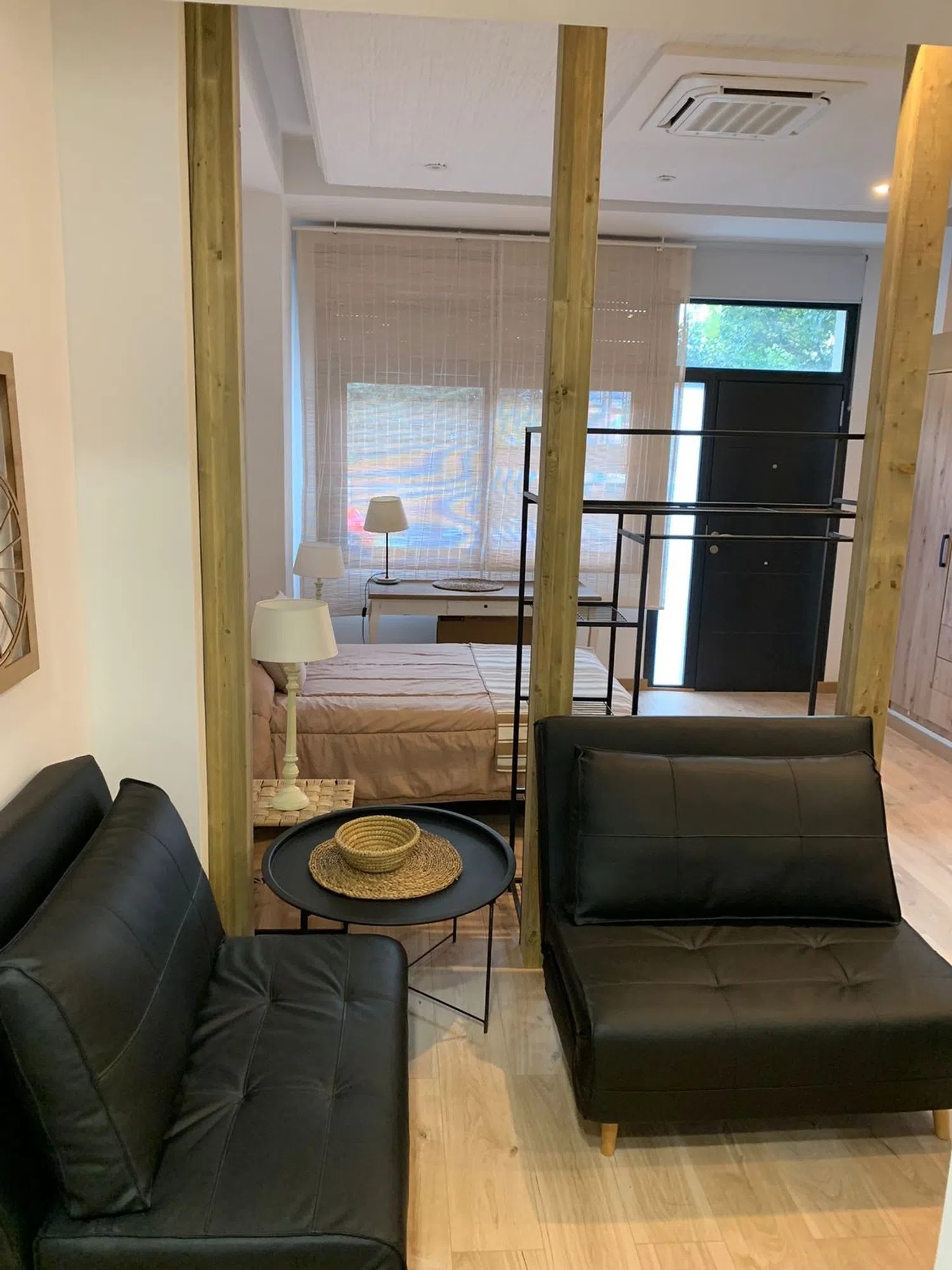 Estudio en calle de Melquíades Álvarez, 9 - Foto 1