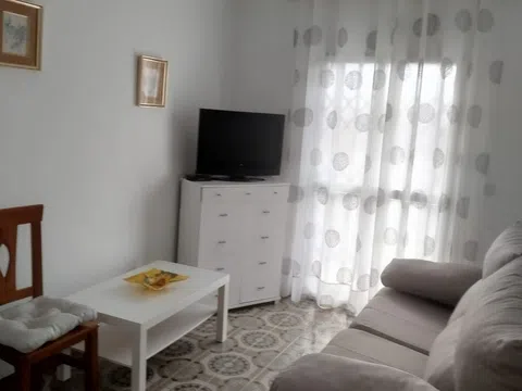Casa independiente en calle Pedro de Mora, 10